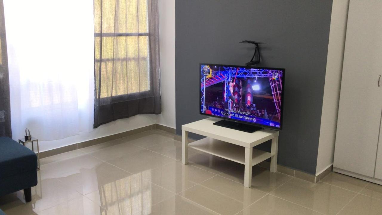 Isramax Apartment Near The Beach. Bat Yam Extérieur photo